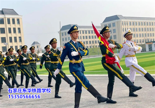 石家莊東華鐵路學(xué)校管的嚴(yán)嗎？可以隨便出入學(xué)校嗎？